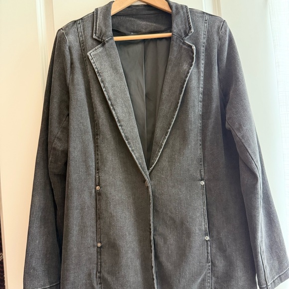 Peace Love World Gray Denim Blazer - Picture 1 of 4